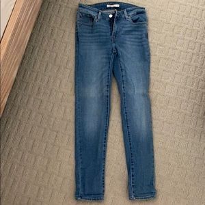Levi’s 711 Skinny jeans